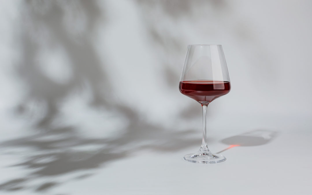 How a glass or red wine can help your heart health and blood pressure